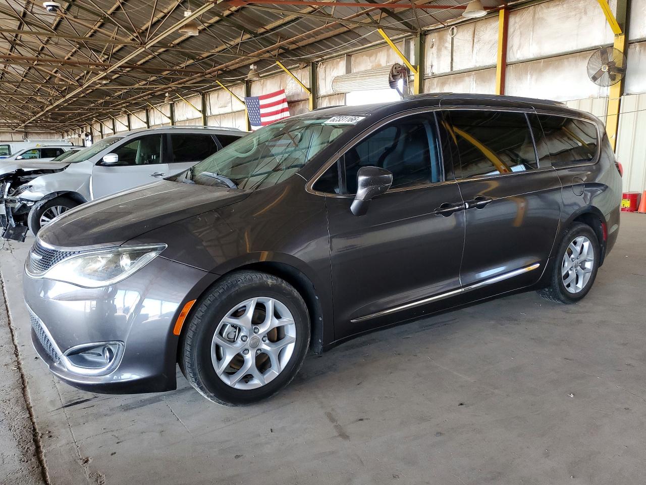 2017 CHRYSLER PACIFICA TOURING L PLUS