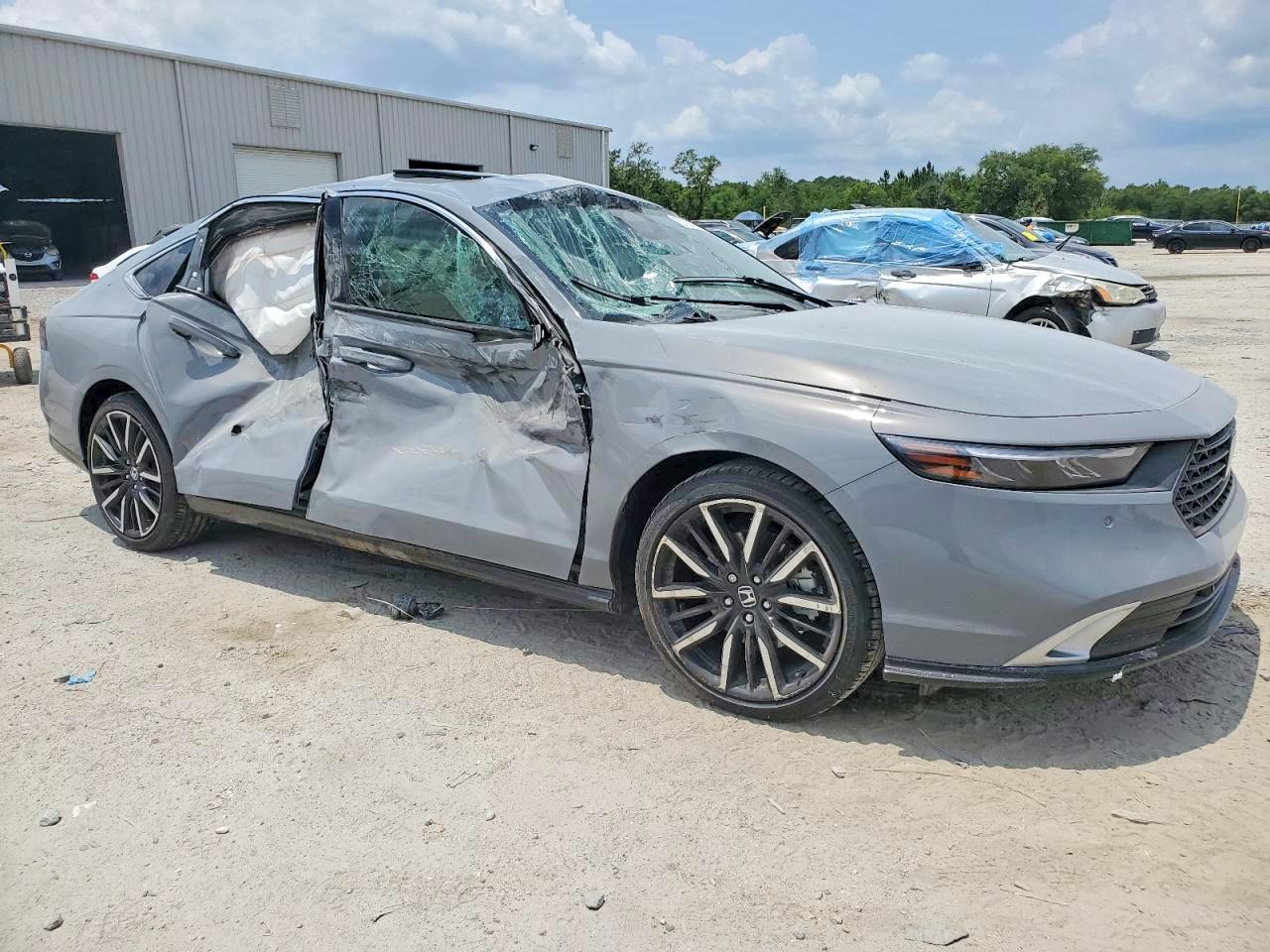 2024 HONDA ACCORD TOURING HYBRID — снимка 4
