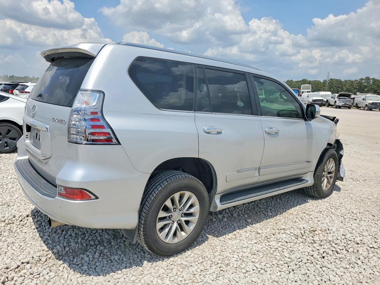 2016 LEXUS GX 460 — снимка 3