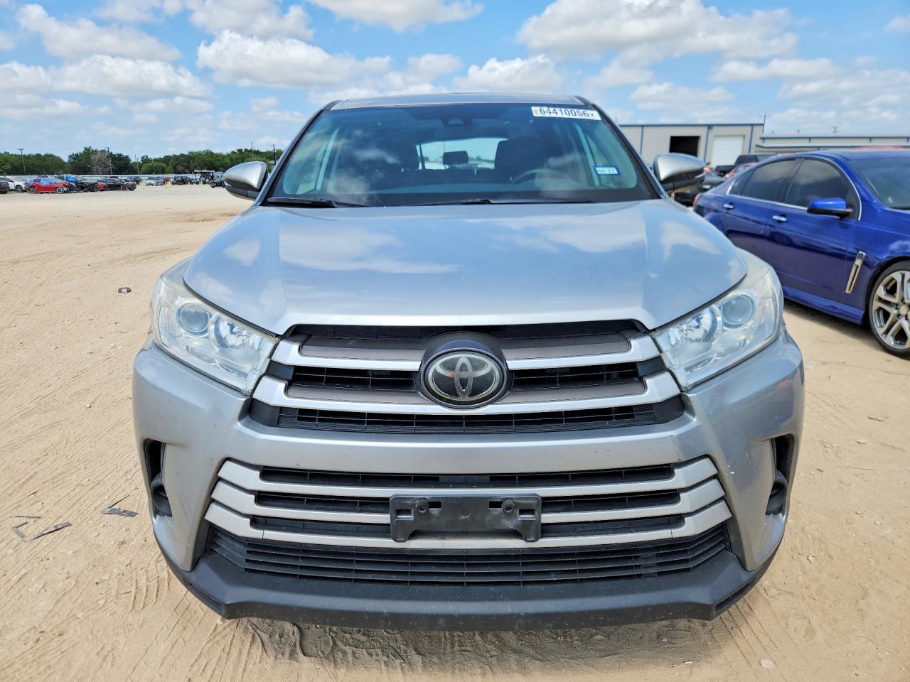 2018 TOYOTA HIGHLANDER LE — снимка 5