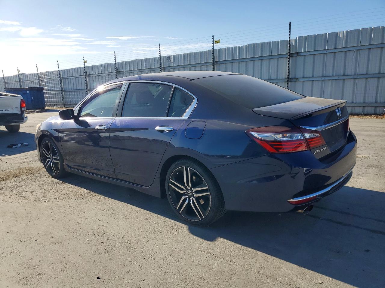 2017 HONDA ACCORD SPORT — снимка 2