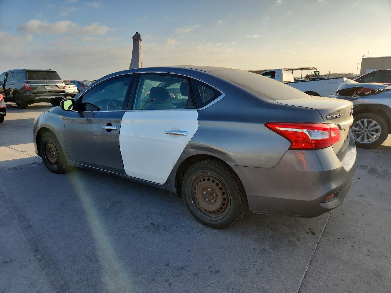 2019 NISSAN SENTRA S — снимка 2