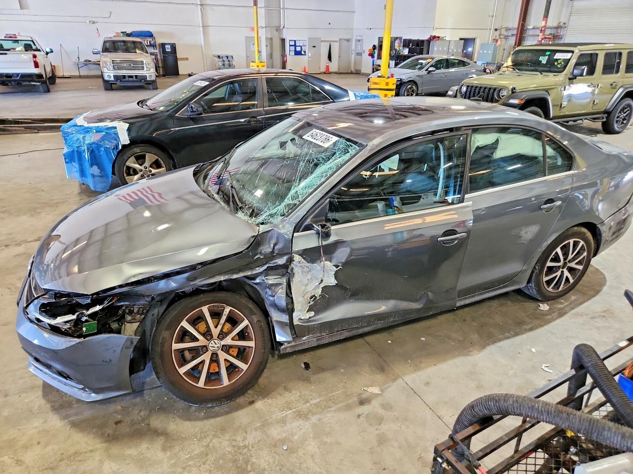 2017 VOLKSWAGEN JETTA SE