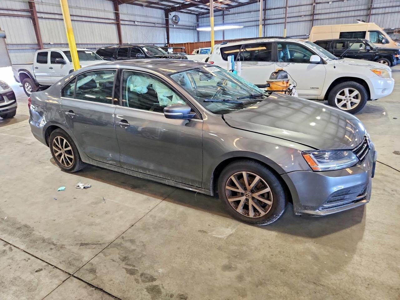 2017 VOLKSWAGEN JETTA SE — снимка 4