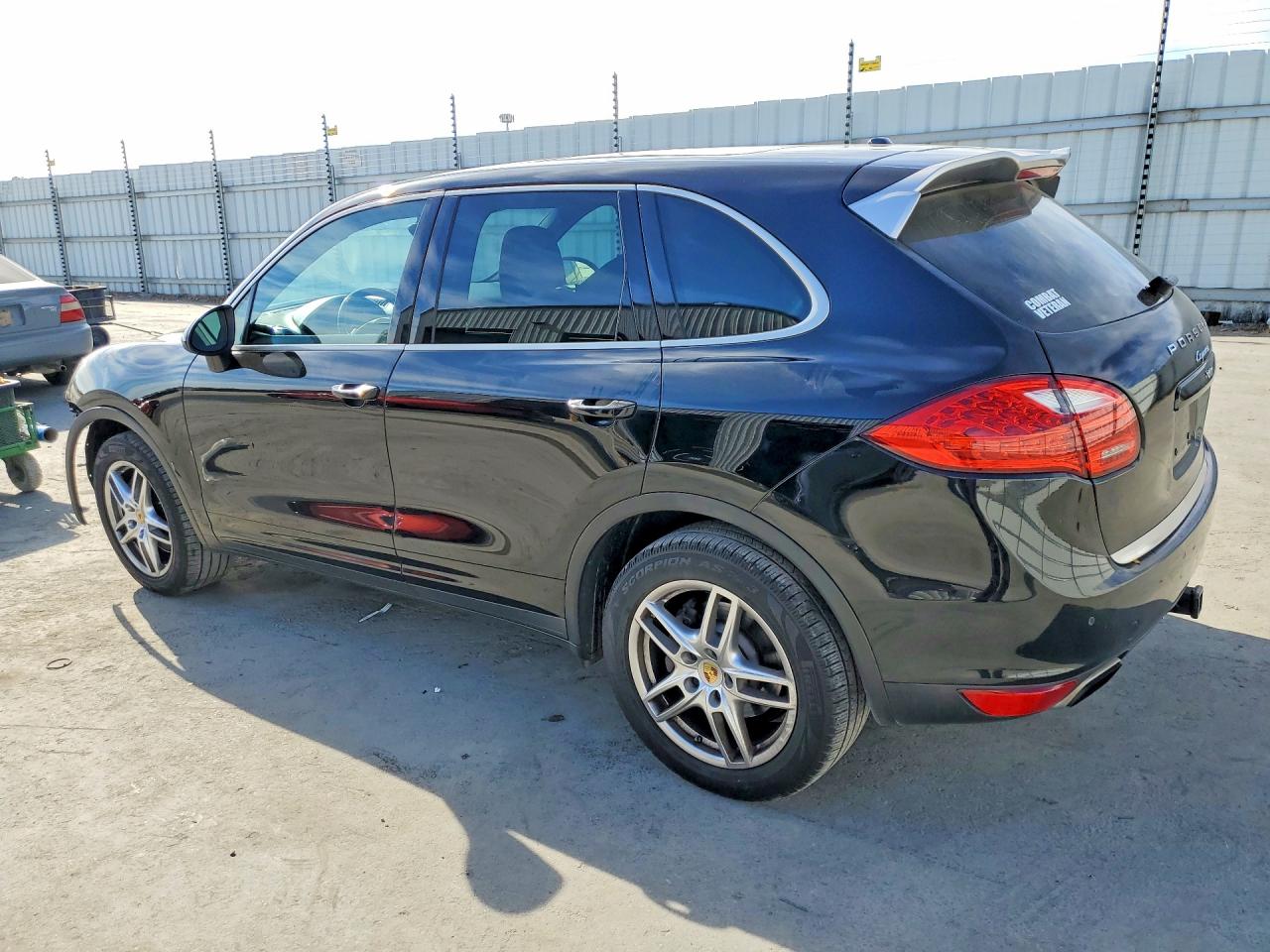 2014 PORSCHE CAYENNE — снимка 2