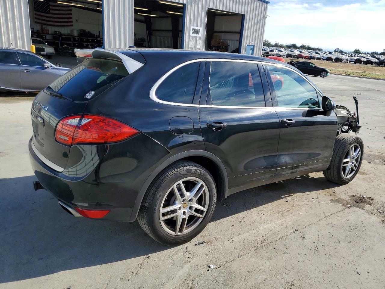 2014 PORSCHE CAYENNE — снимка 3