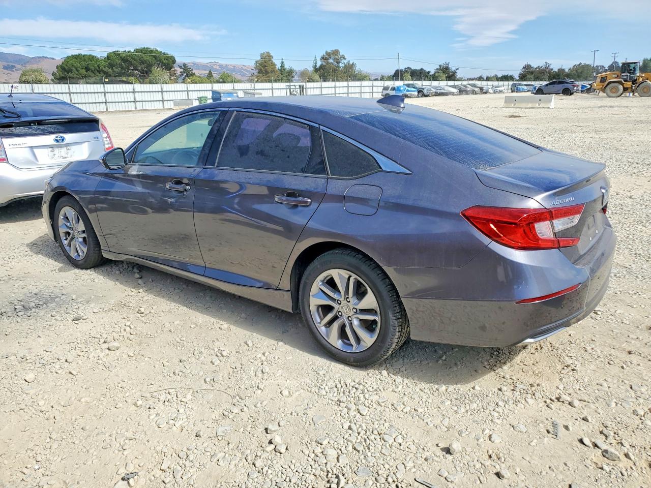 2018 HONDA ACCORD LX — снимка 2