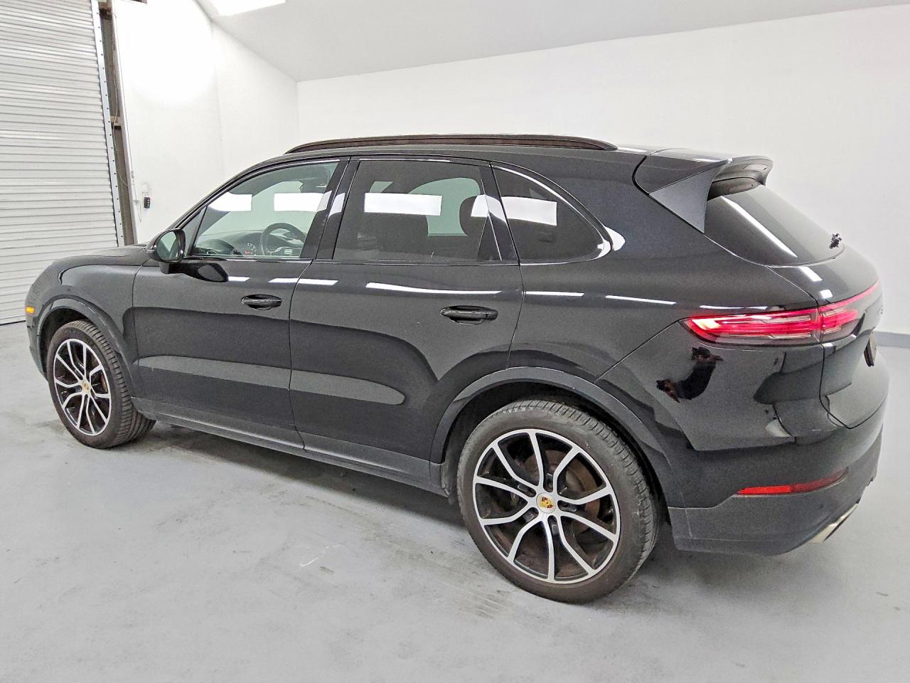 2019 PORSCHE CAYENNE — снимка 2