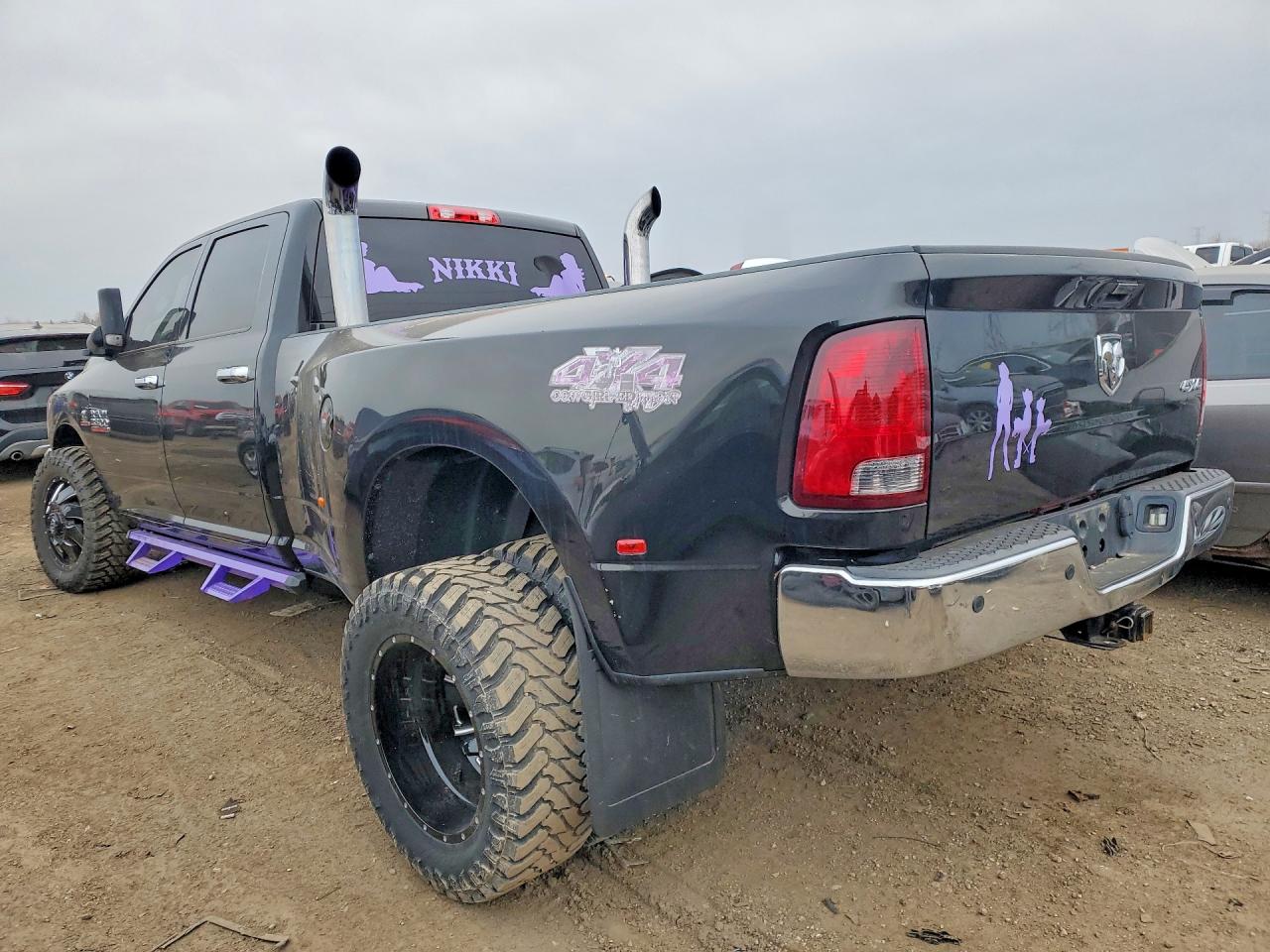 2018 RAM 3500 ST — снимка 2