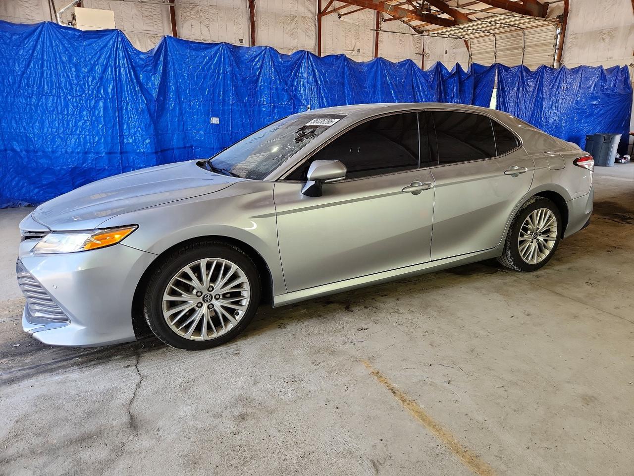 2018 TOYOTA CAMRY XLE