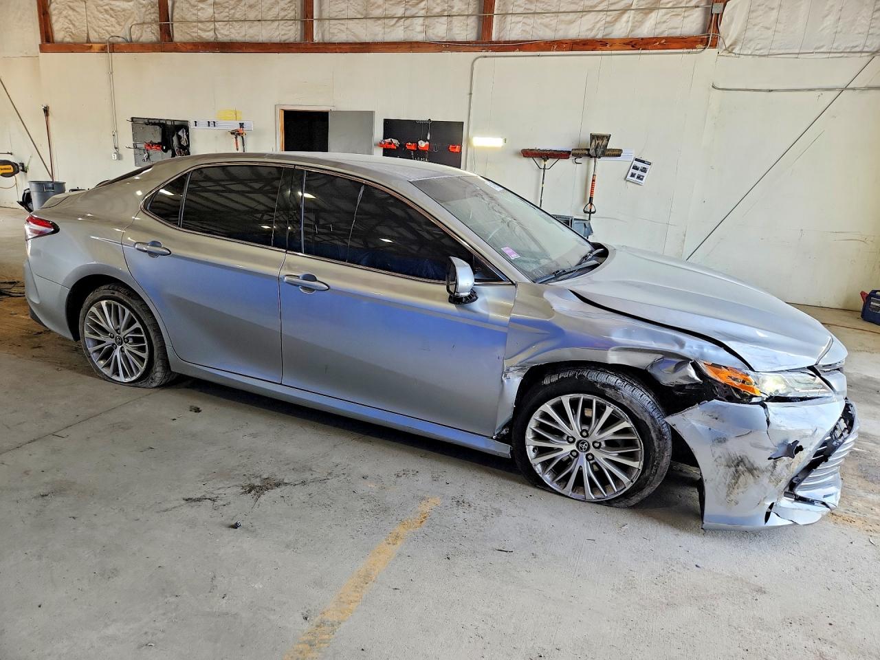 2018 TOYOTA CAMRY XLE — снимка 4