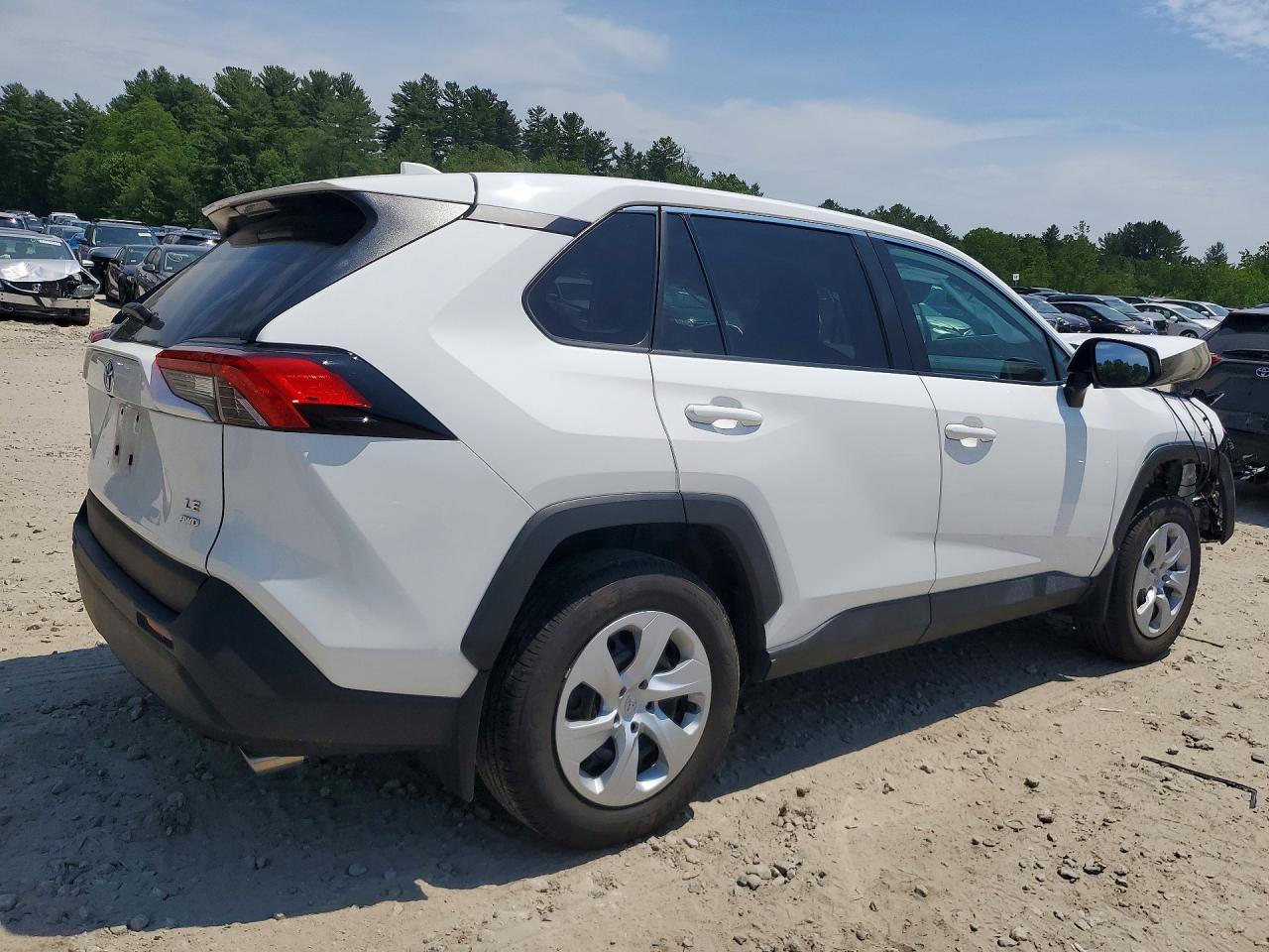 2025 TOYOTA RAV4 LE — снимка 3