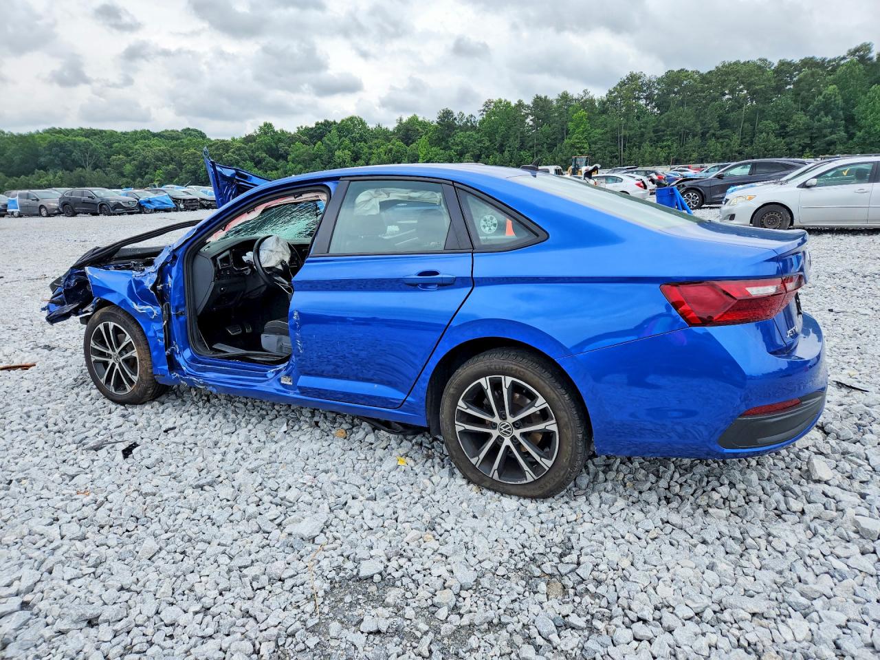 2024 VOLKSWAGEN JETTA SPORT — снимка 2