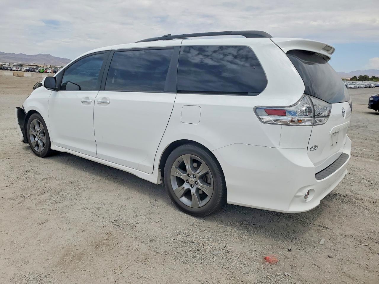 2015 TOYOTA SIENNA SPORT — снимка 2