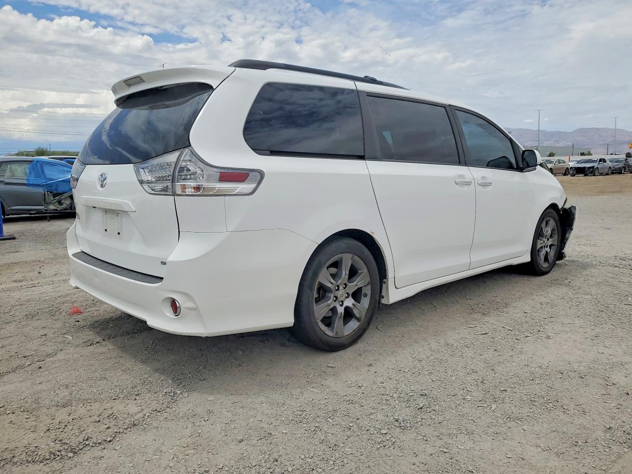 2015 TOYOTA SIENNA SPORT — снимка 3