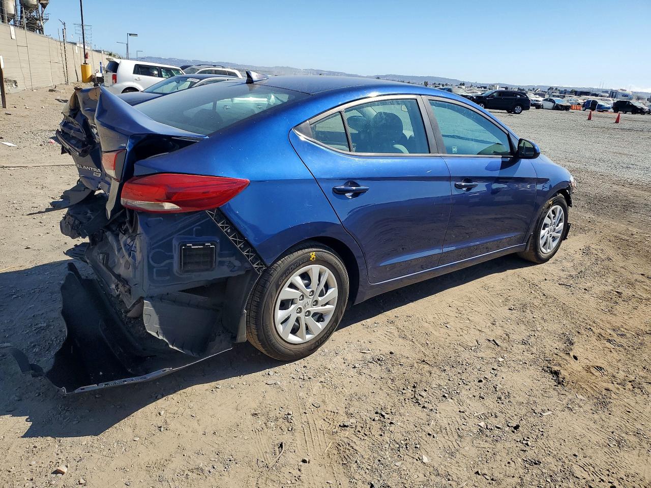 2017 HYUNDAI ELANTRA SE — снимка 3