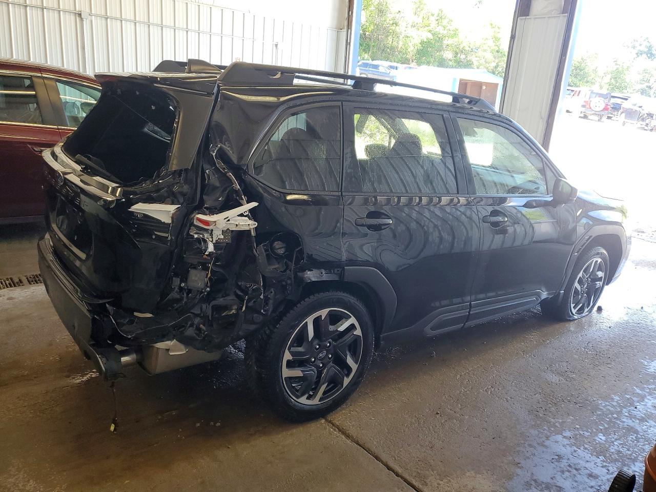 2025 SUBARU FORESTER LIMITED — снимка 3