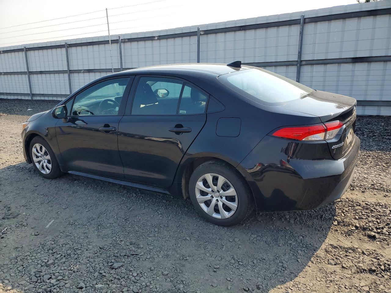 2025 TOYOTA COROLLA LE — снимка 2
