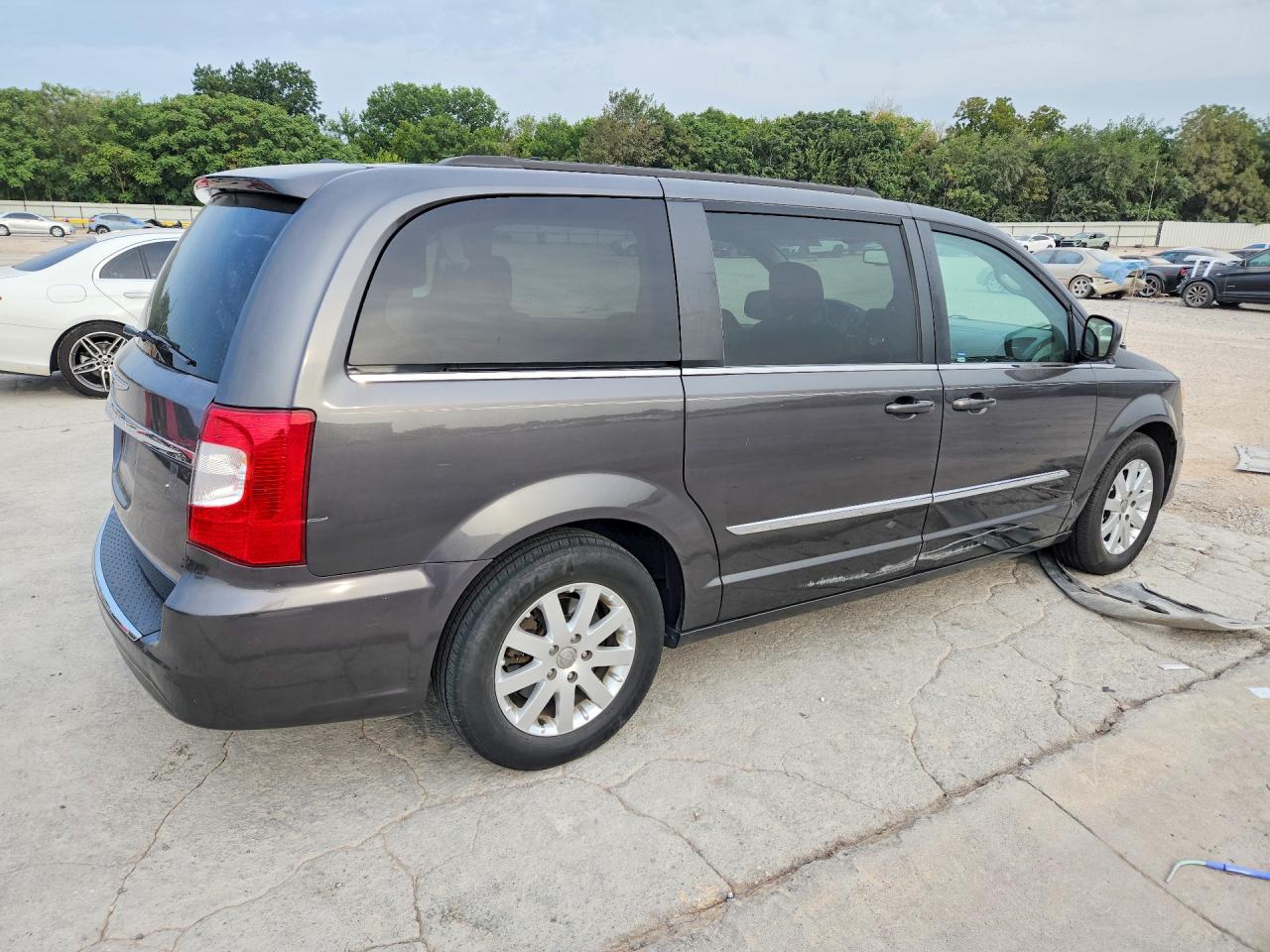 2016 CHRYSLER TOWN & COUNTRY TOURING — снимка 3