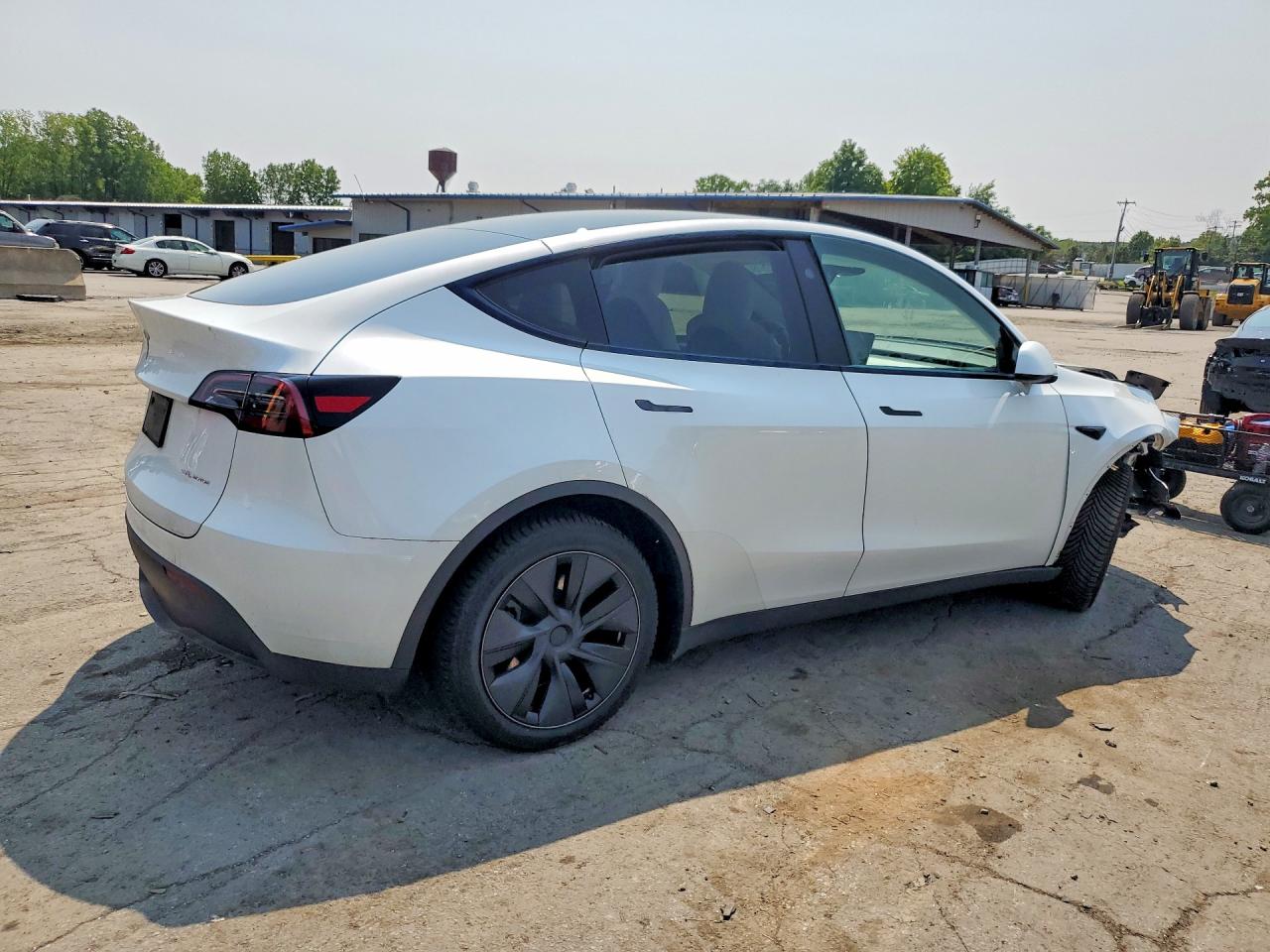 2025 TESLA MODEL Y — снимка 3