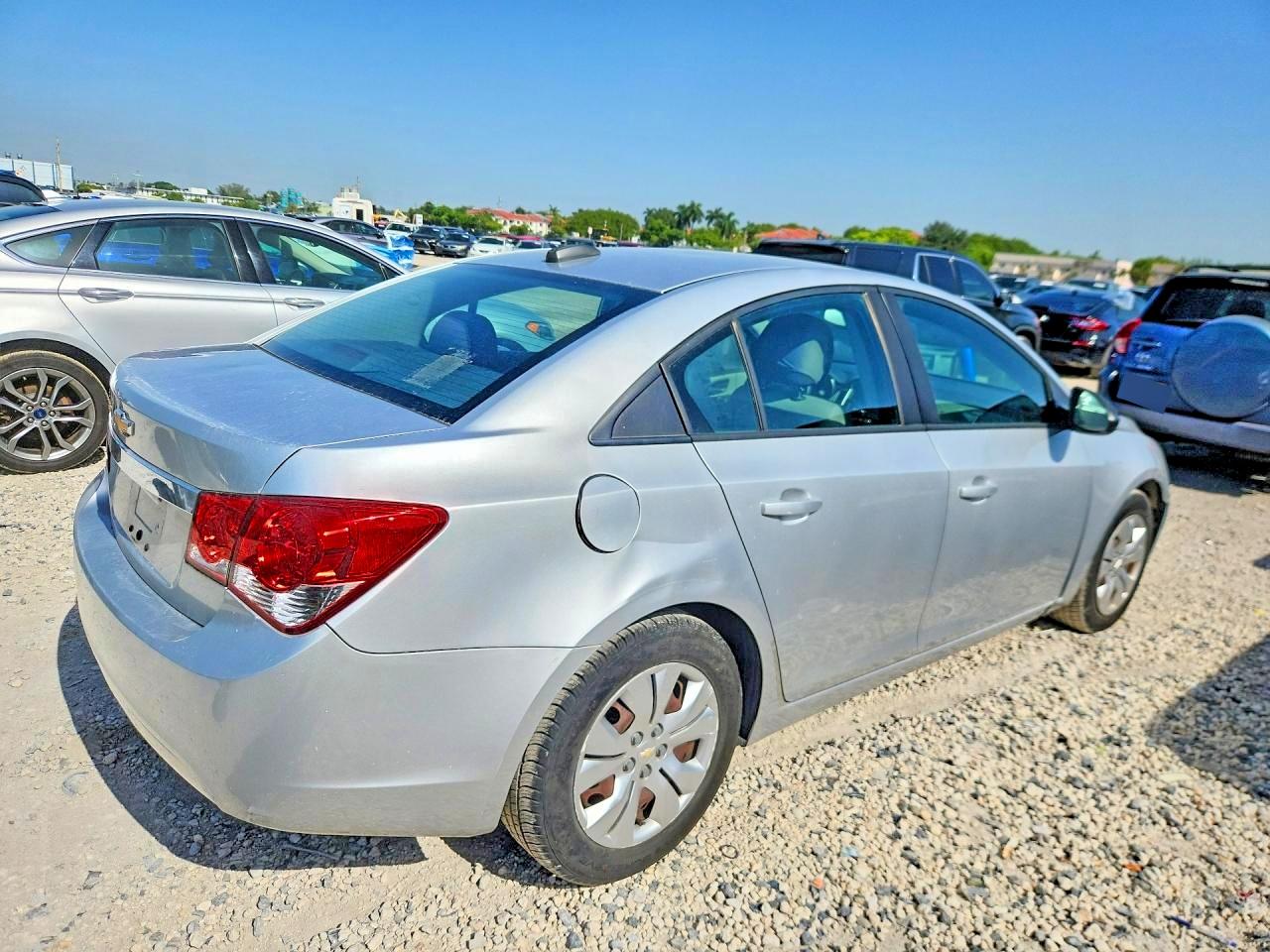 2015 CHEVROLET CRUZE LS — снимка 3