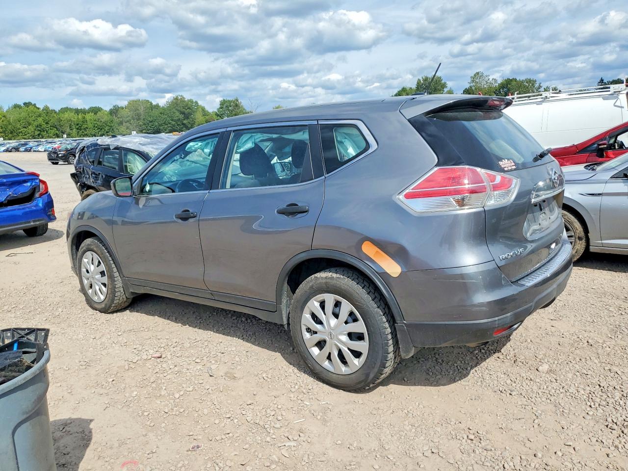 2016 NISSAN ROGUE S — снимка 2