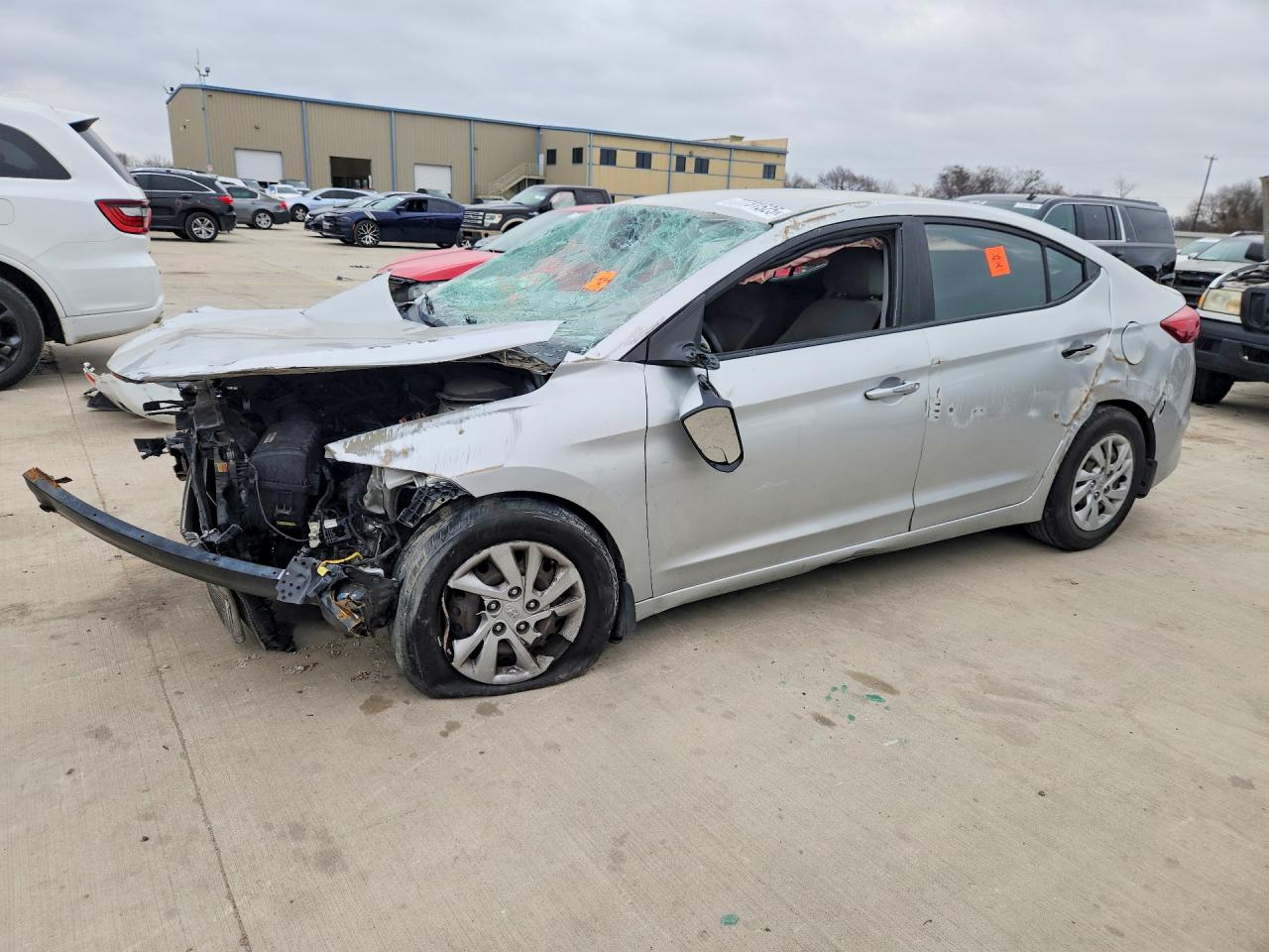 2018 HYUNDAI ELANTRA SE