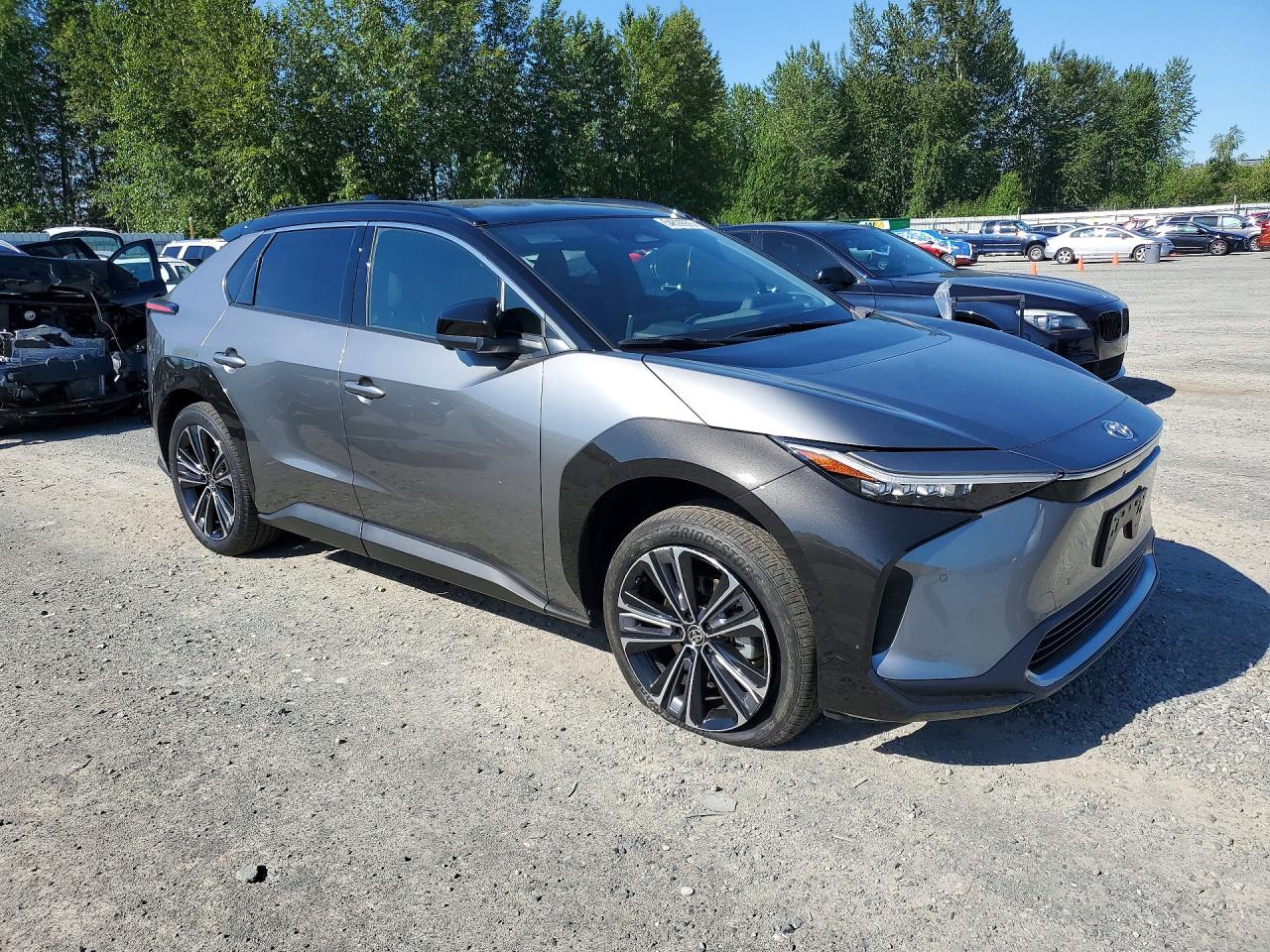 2023 TOYOTA BZ4X LIMITED — снимка 4