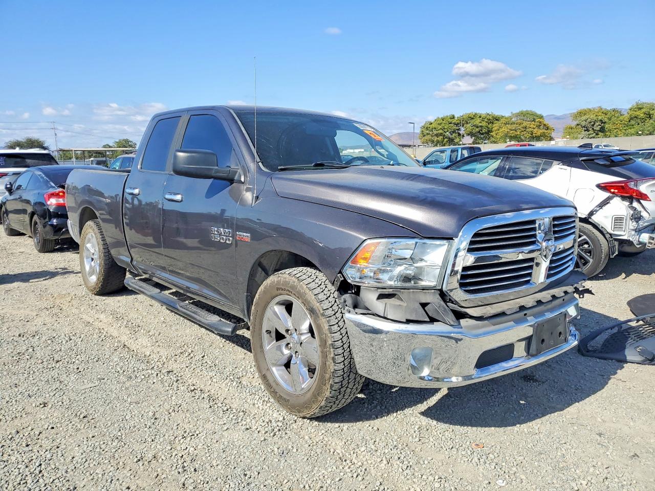 2015 RAM 1500 SLT — снимка 4