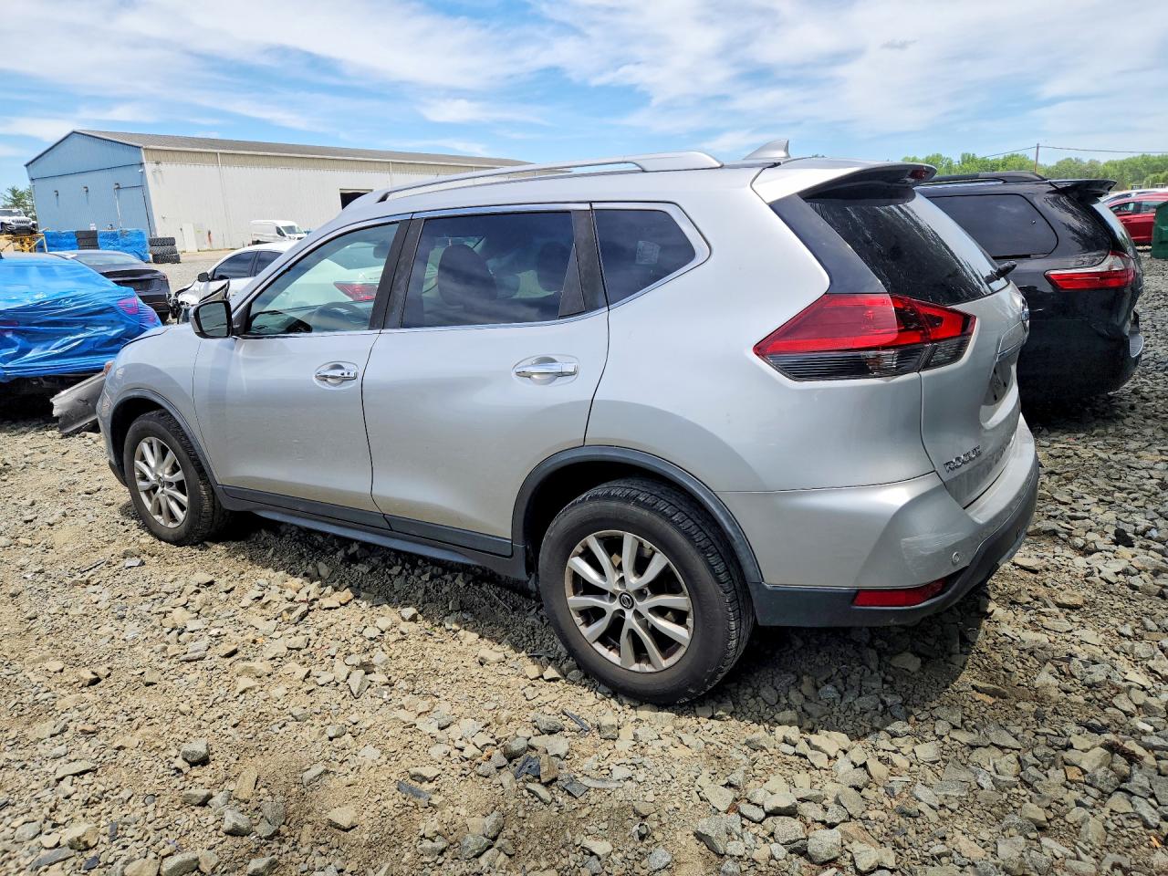 2019 NISSAN ROGUE SV — снимка 2