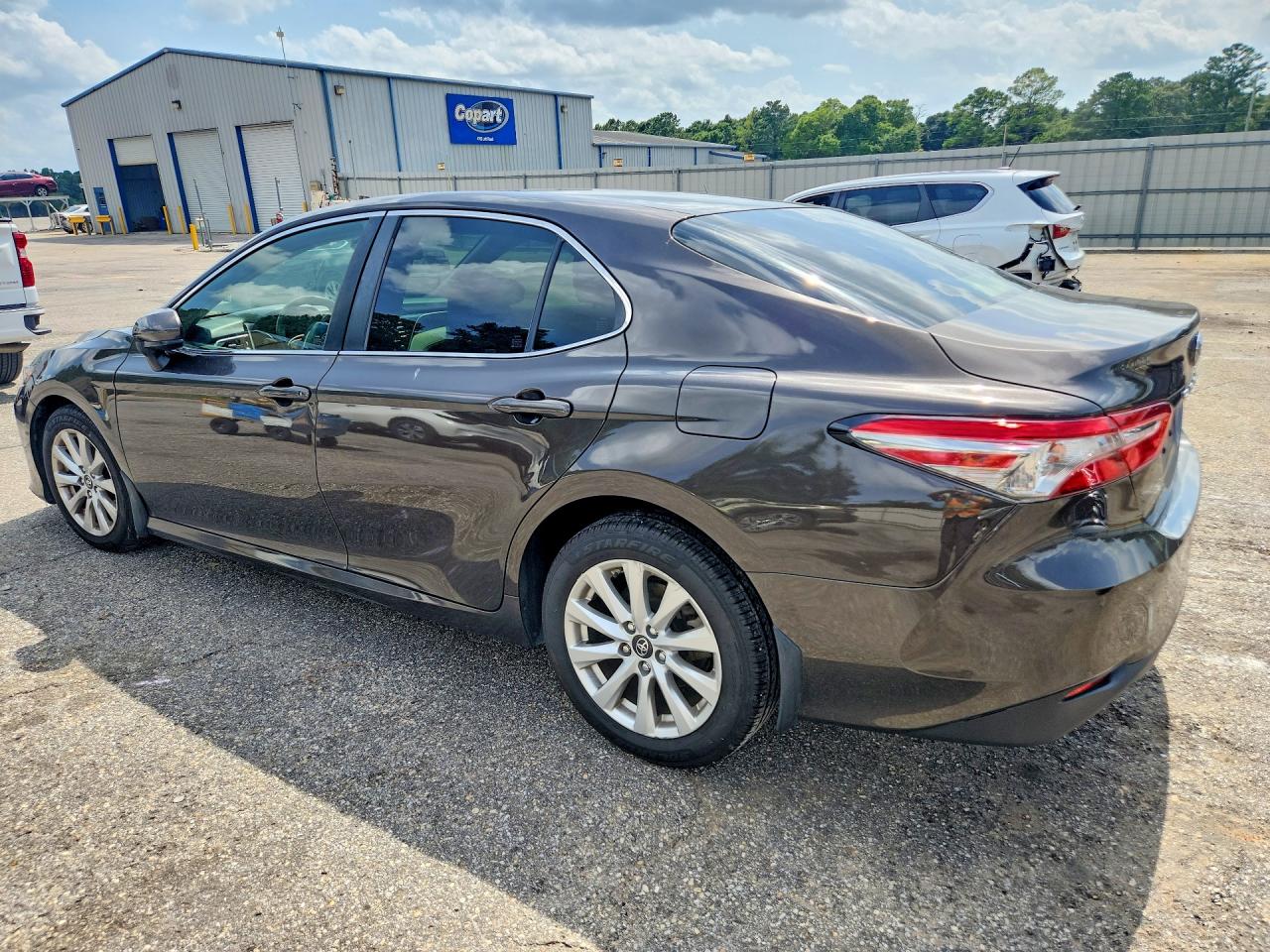 2018 TOYOTA CAMRY LE — снимка 2
