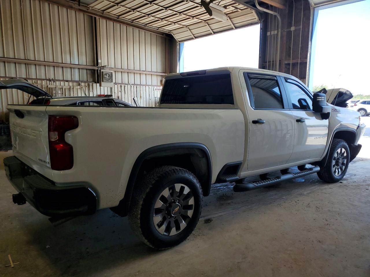 2026 CHEVROLET SILVERADO K2500 CUSTOM — снимка 3