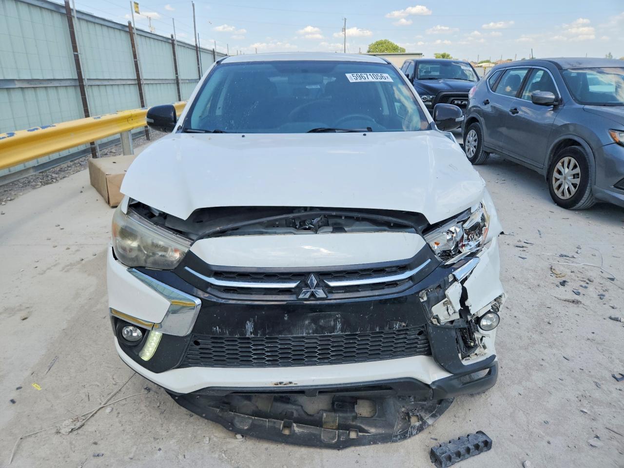 2018 MITSUBISHI OUTLANDER SPORT ES/SE/LE — снимка 5