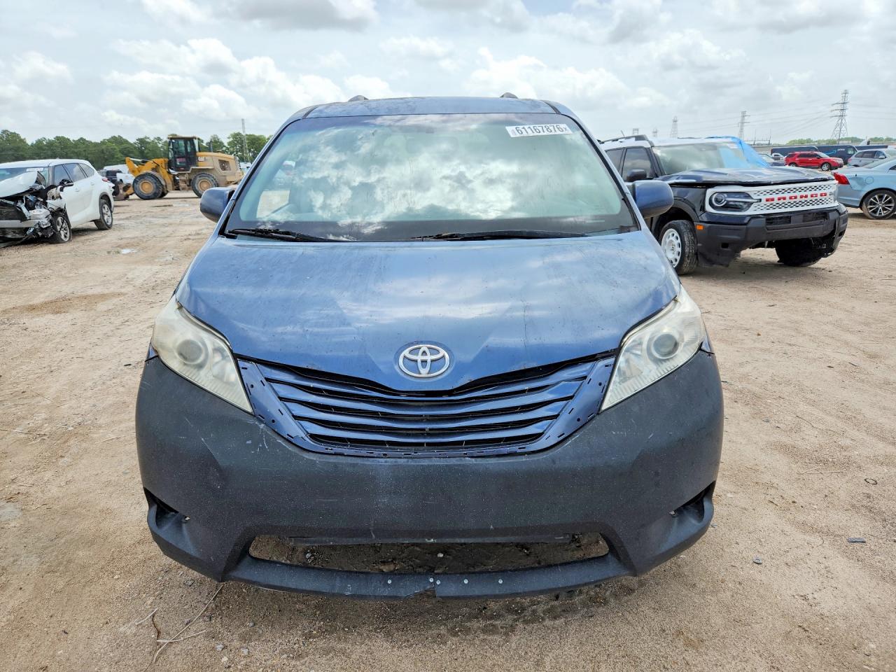 2015 TOYOTA SIENNA LE — снимка 5