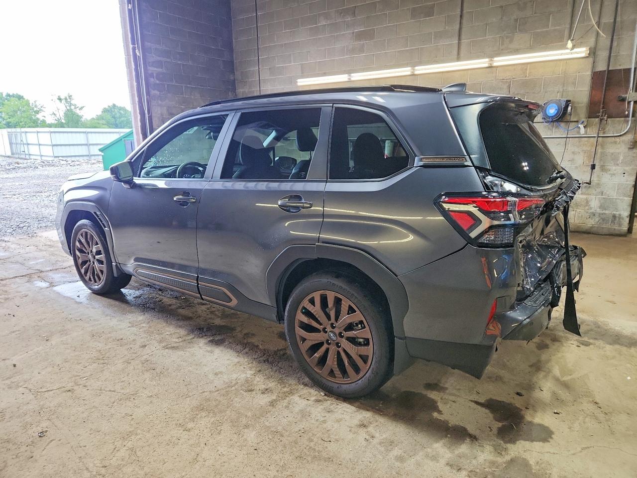 2025 SUBARU FORESTER SPORT — снимка 2