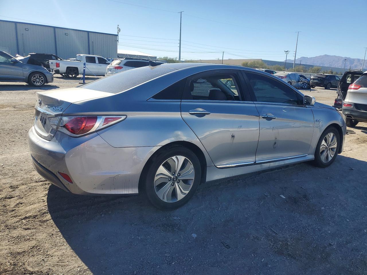 2015 HYUNDAI SONATA HYBRID LIMITED — снимка 3