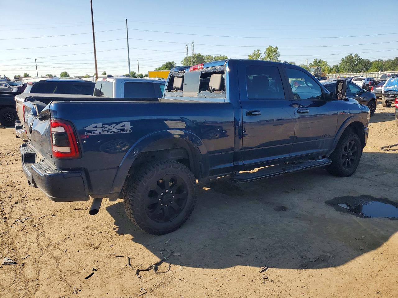 2022 RAM 2500 LARAMIE — снимка 3