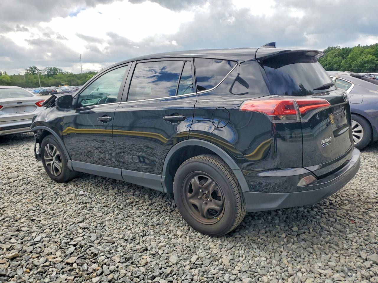 2016 TOYOTA RAV4 LE — снимка 2