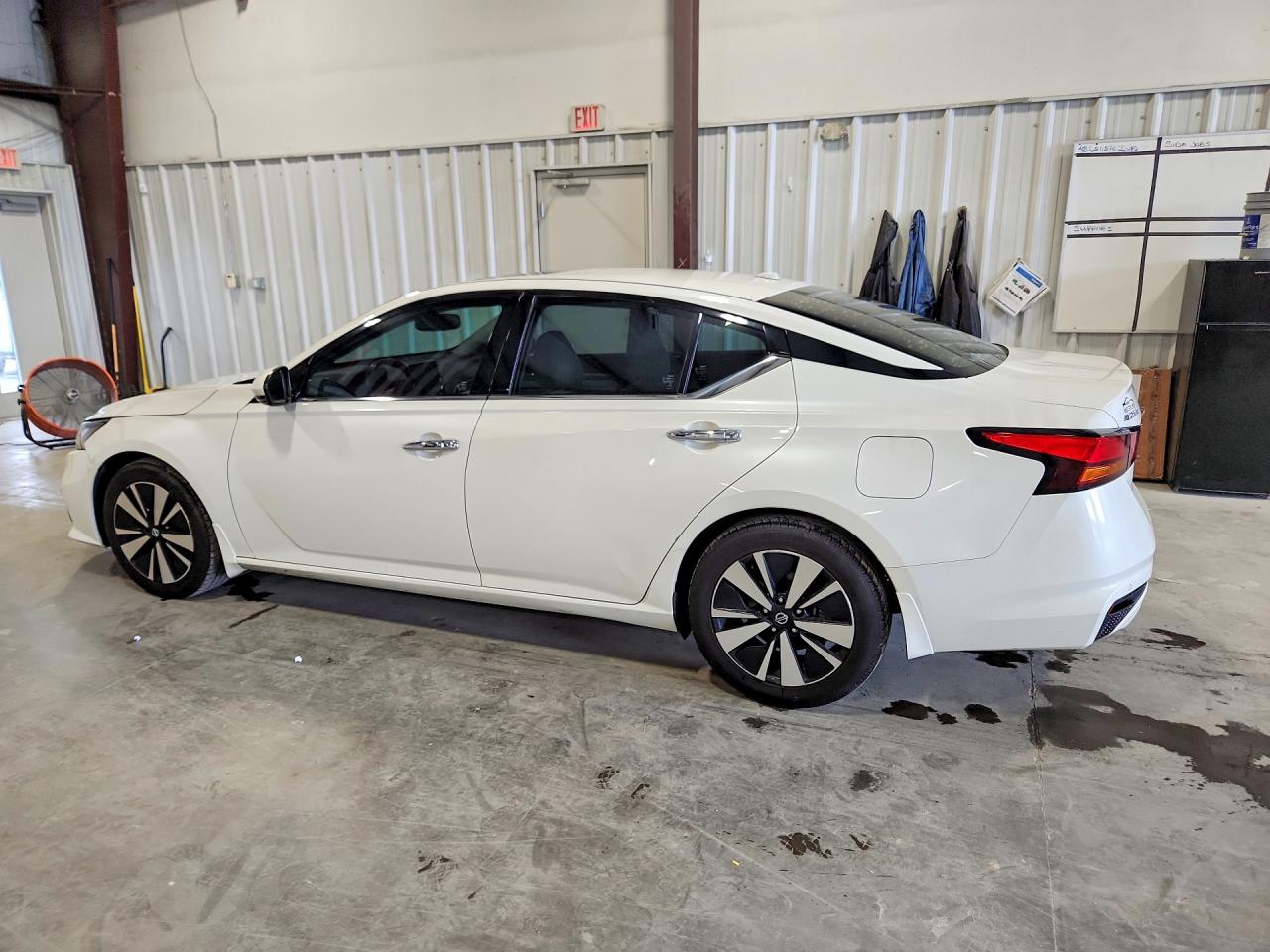 2019 NISSAN ALTIMA SV — снимка 2