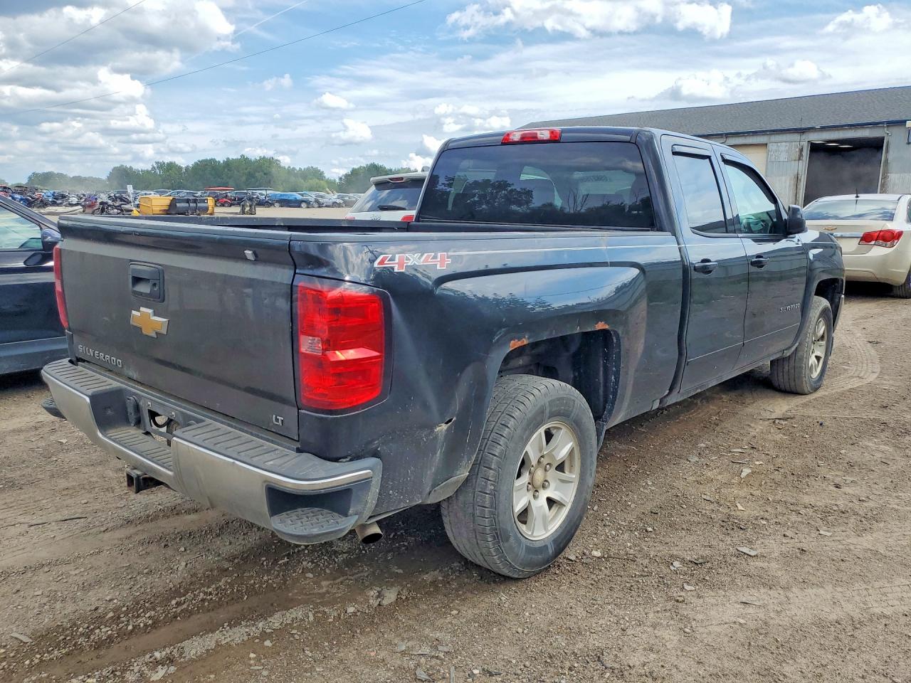2017 CHEVROLET SILVERADO K1500 LT — снимка 3