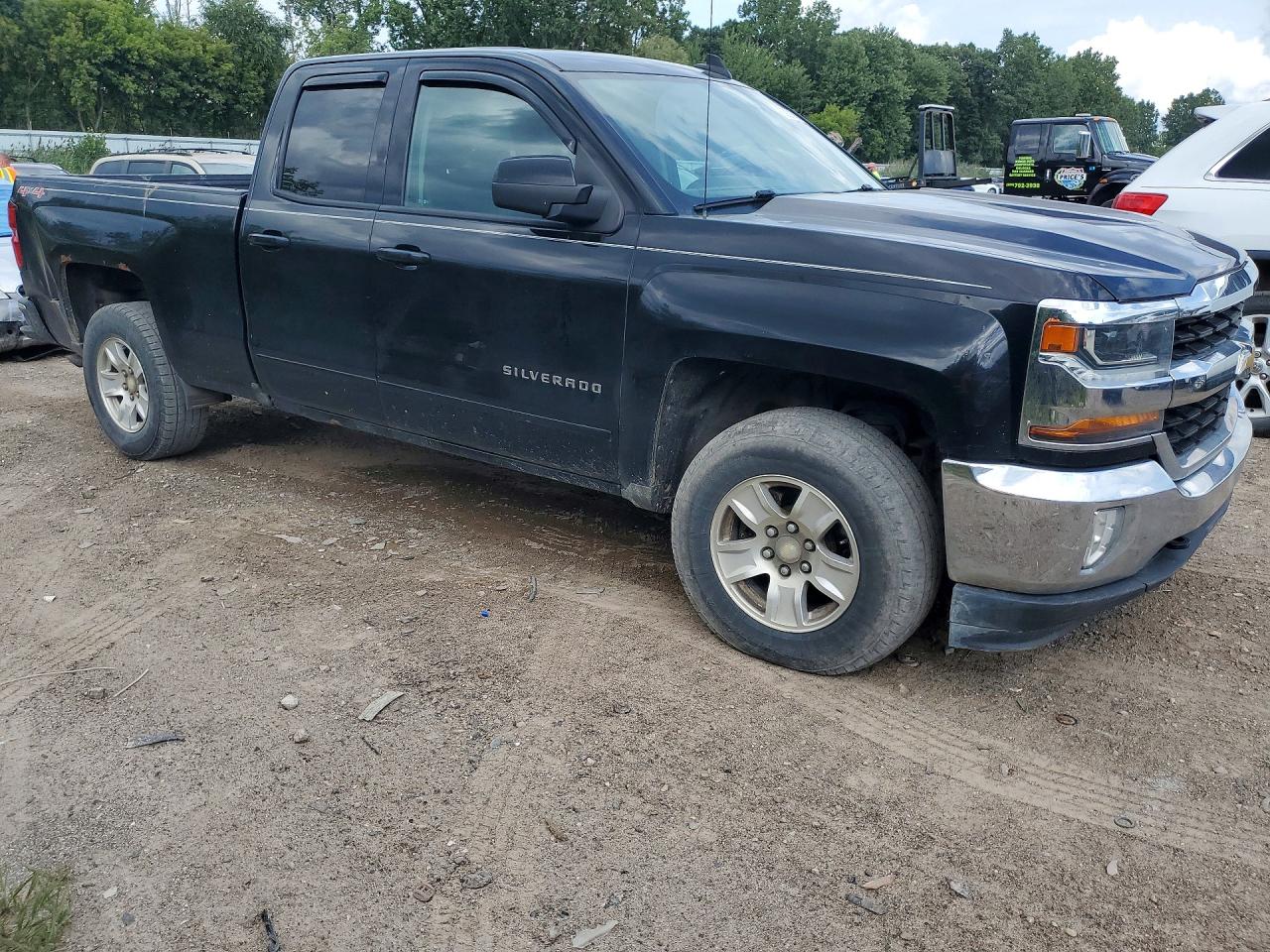 2017 CHEVROLET SILVERADO K1500 LT — снимка 4