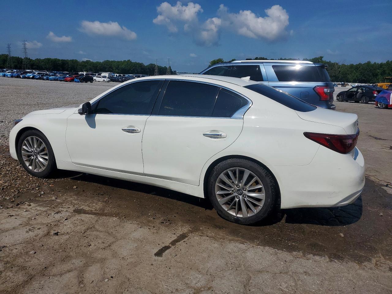 2021 INFINITI Q50 LUXE — снимка 2