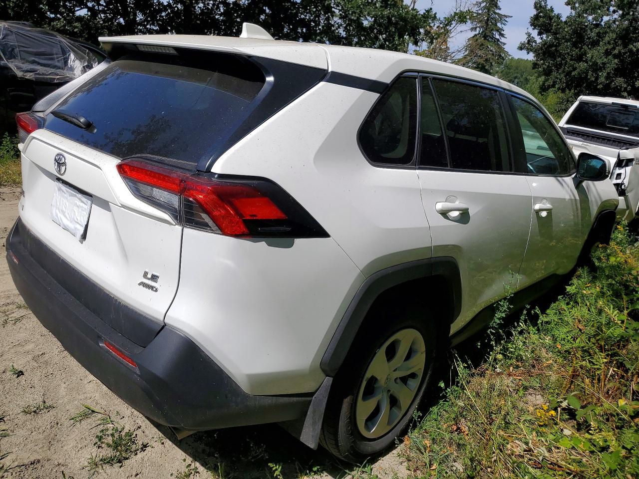 2024 TOYOTA RAV4 LE — снимка 3