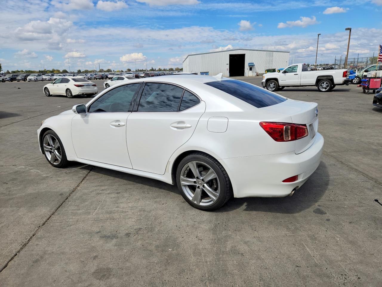 2013 LEXUS IS 250 — снимка 2