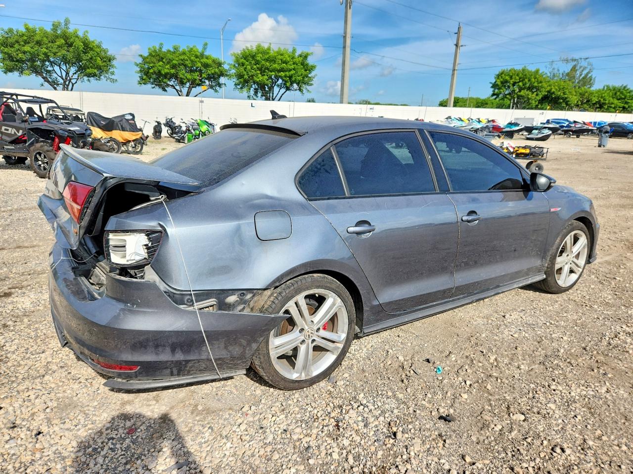 2017 VOLKSWAGEN JETTA GLI — снимка 3