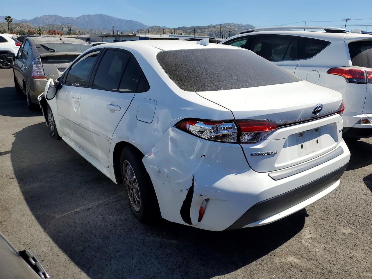 2020 TOYOTA COROLLA HYBRID LE — снимка 2