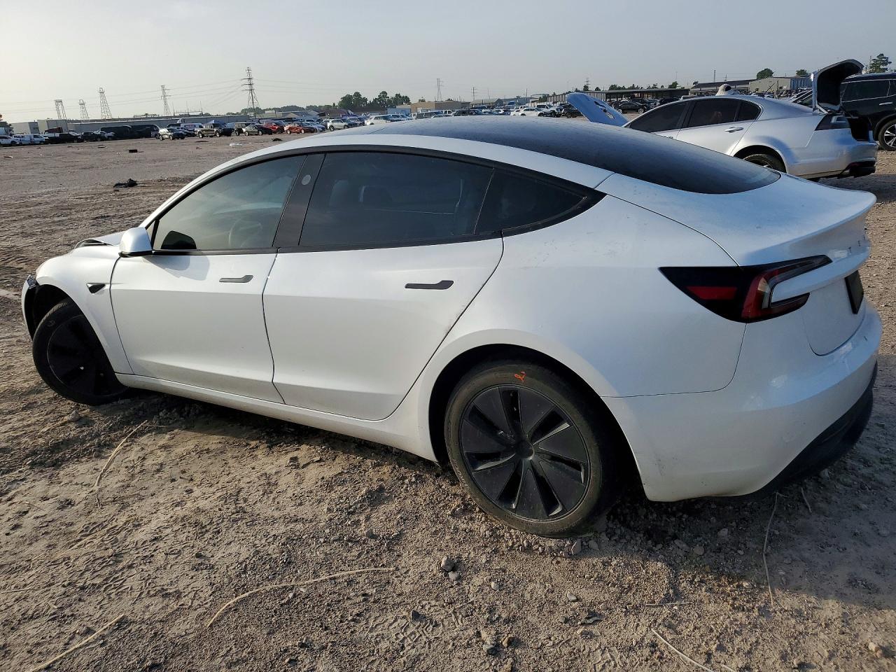 2024 TESLA MODEL 3 — снимка 2