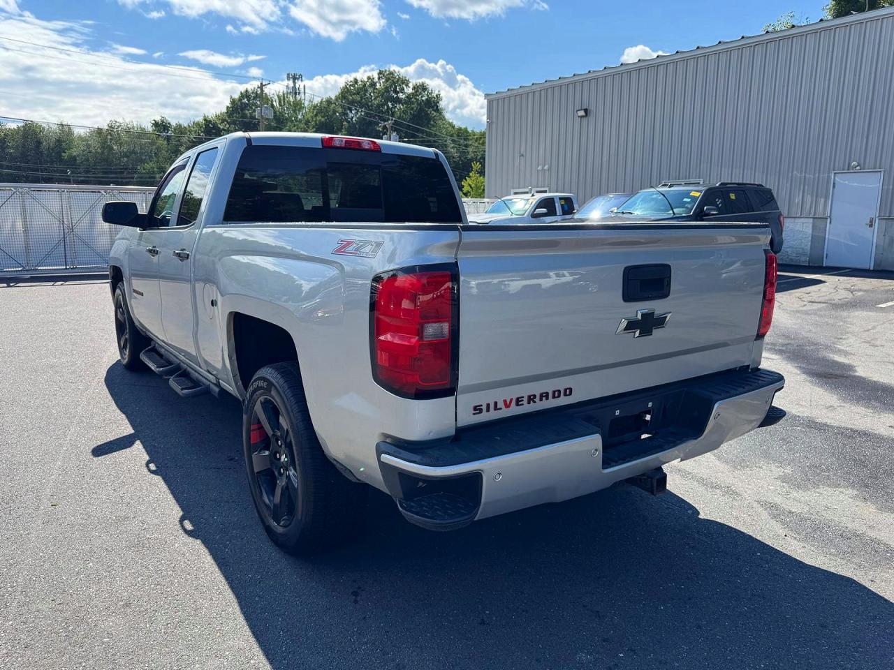 2017 CHEVROLET SILVERADO K1500 LT — снимка 2