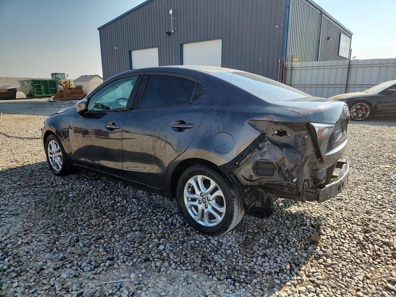 2017 TOYOTA YARIS IA BASE — снимка 2