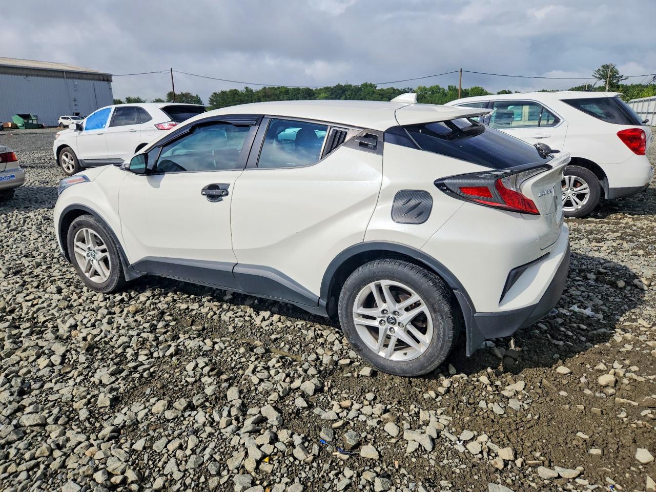 2020 TOYOTA C-HR LE — снимка 2